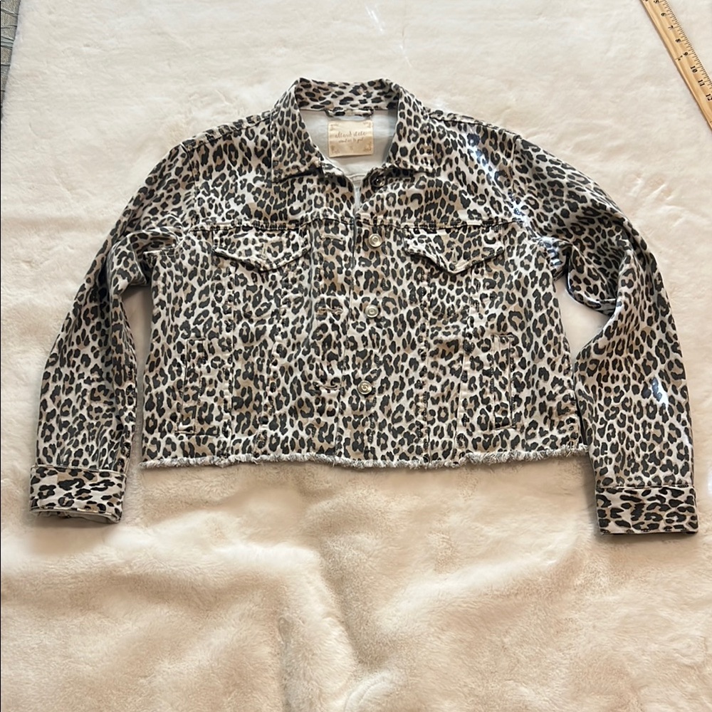 Altar'd State Leopard Print Cropped Denim Jacket Size S